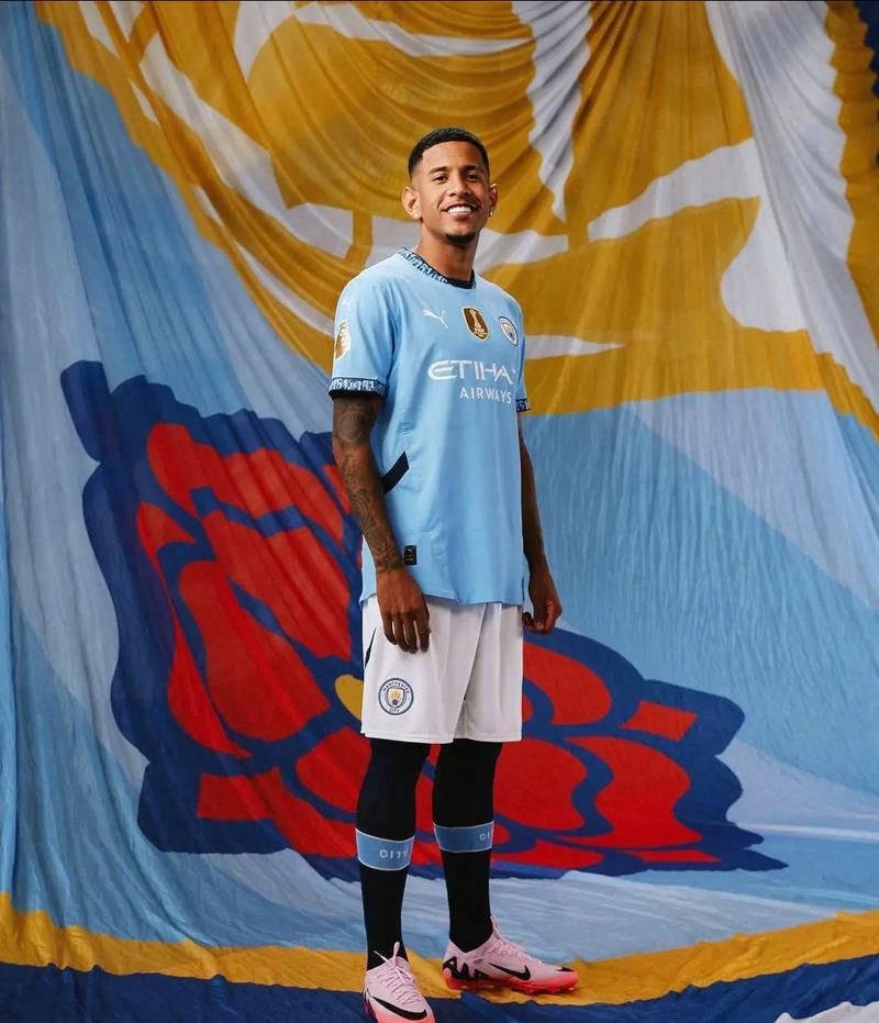 包含曼城锋线亟待补强，西布朗主力离队传闻四起的词条