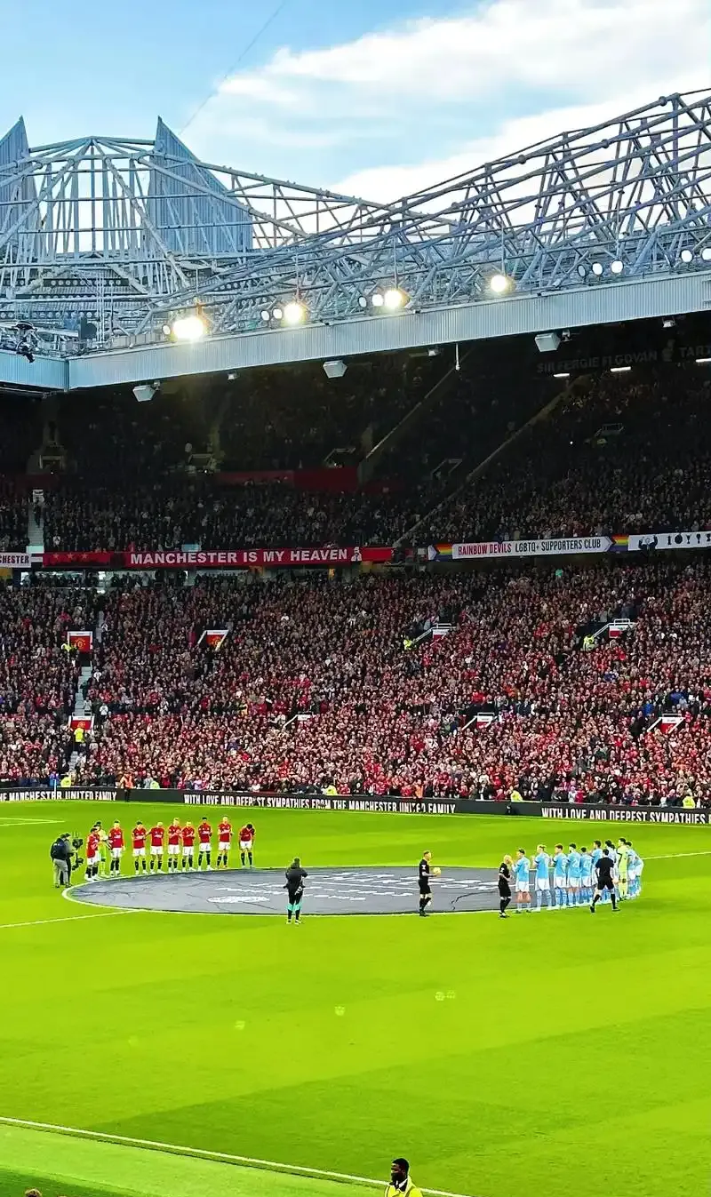 曼联主场大胜，控球率领先对手