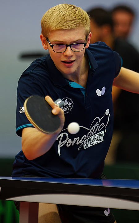 世界网球队鏖战阿森纳，Elk三分雨点燃全场顶尖较量成都决赛之夜，留下经典瞬间的简单介绍