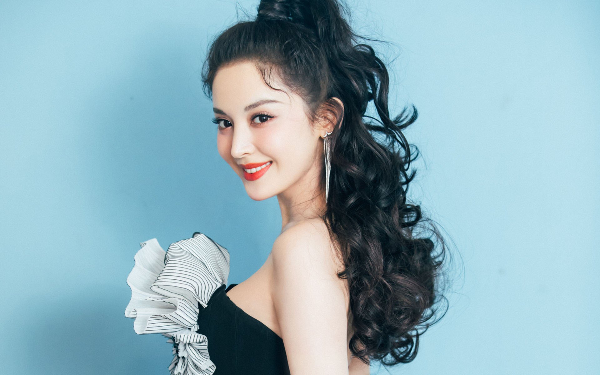 北欧风暴席卷南美,瑞典2026世界杯强势碾压智利,迪亚斯独造传奇之夜